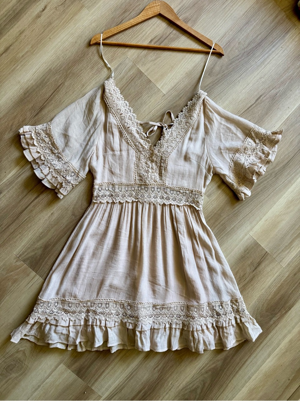 NWT Bluivy Cream Lace Festival Dress Size M